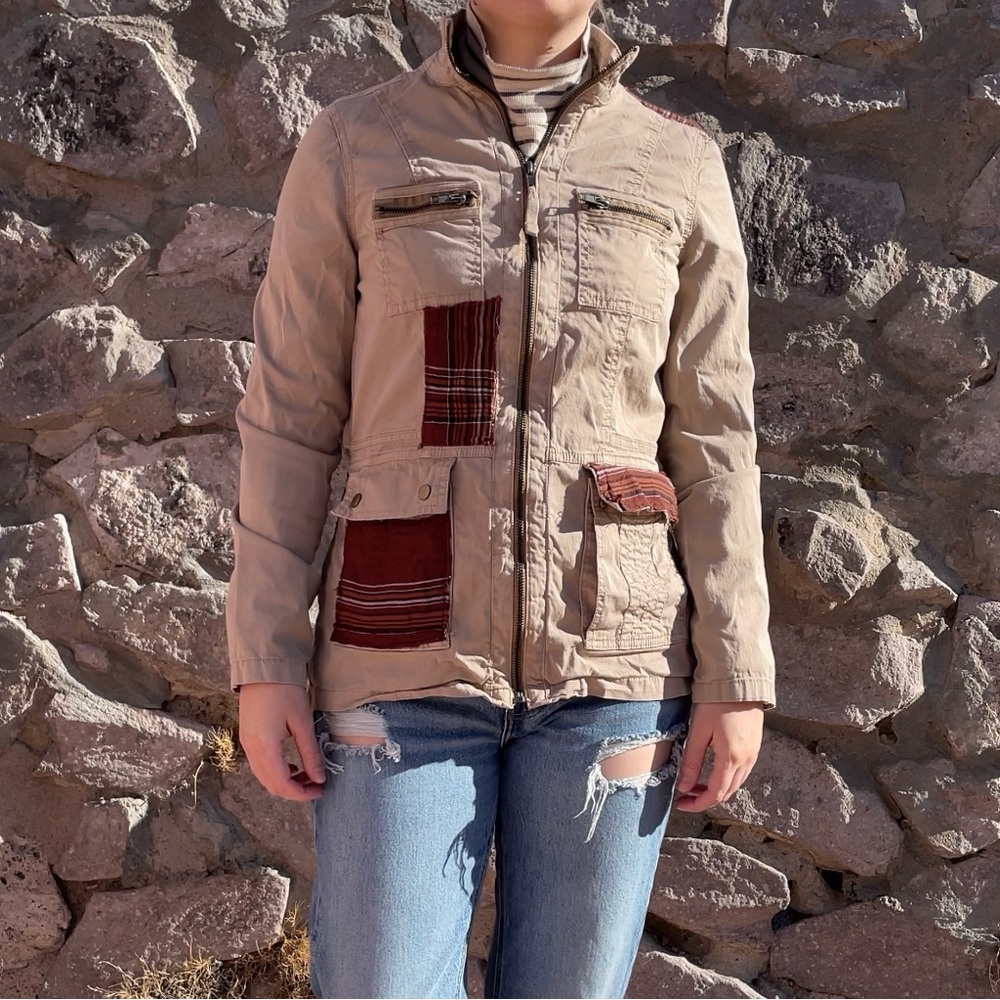 🌱5/$25🌱 Reworked | Patchwork Beige Utility Jacket - Picture 3 of 10